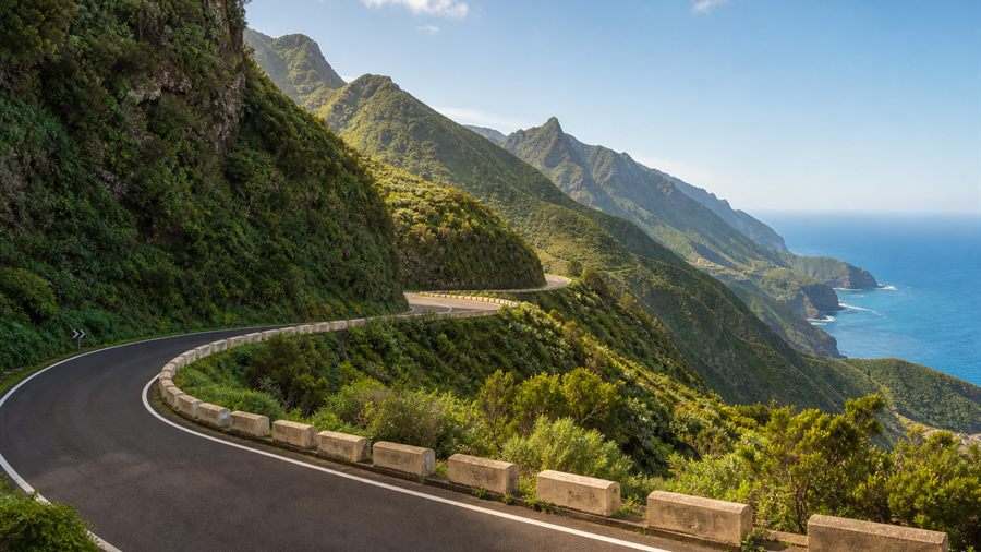Carretera panorámica por el norte verde de Tenerife